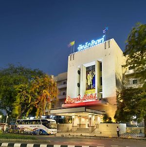 Royal Rattanakosin Hotel Sha Plus Μπανγκόκ Exterior photo
