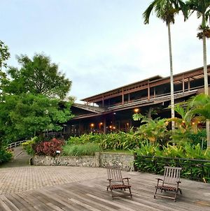 Aiman Batang Ai Resort & Retreat Κουτσίνγκ Exterior photo