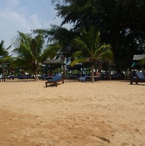Baramie Residence Jomtien Beach Exterior photo
