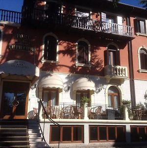 Hotel Villa Cipro Λίντο της Βενετίας Exterior photo