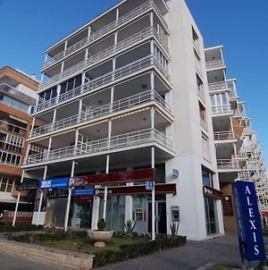 Apartamentos Zeus Alexis Σαλού Exterior photo