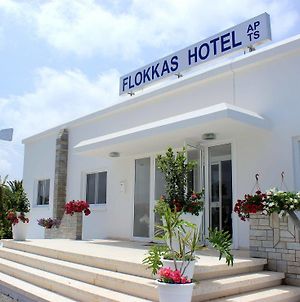 Flokkas Hotel Apartments Πρωταράς Exterior photo