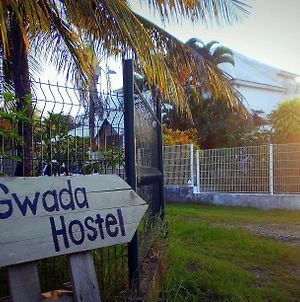 E.Gwada Hostel Le Gosier  Exterior photo