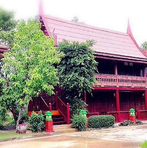 Jaroenrat Resort Samut Songkhram Exterior photo