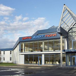 Petro Sport Hotel Αγία Πετρούπολη Exterior photo