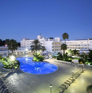 Hilton Nicosia Ξενοδοχείο Exterior photo