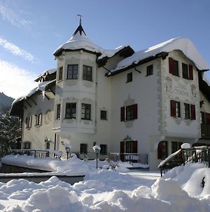 Das Bergschlossl - Very Special Ξενοδοχείο Σανκτ Αντόν αμ Άλμπεργκ Exterior photo