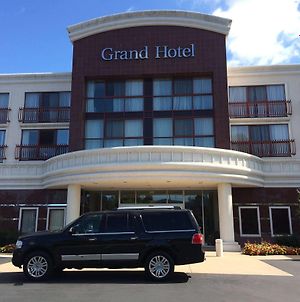 Grand Hotel Σανιβέιλ Exterior photo