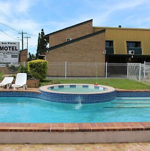 Sun Plaza Motel - Mackay Exterior photo