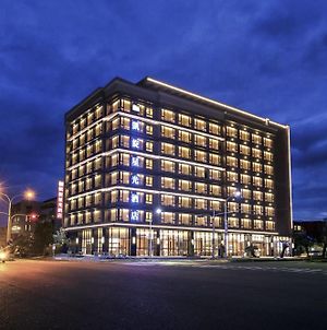 Kai Shen Starlight Hotel T'ai-tung Exterior photo