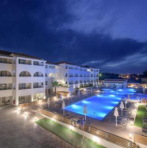 Azure Resort & Spa Τσιλιβί Exterior photo