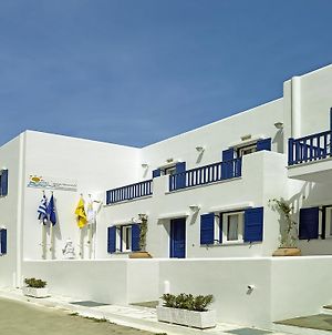 Mata'S Apartments Τήνος Exterior photo