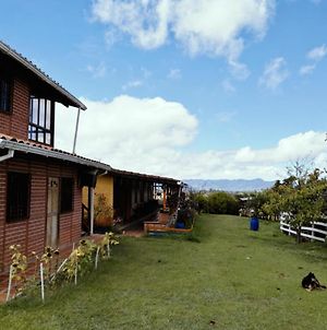 Villa Lucy El Penol  Exterior photo