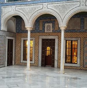 Palais Bayram Ξενοδοχείο Τύνιδα Exterior photo
