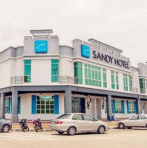 Sandy Hotel Malacca Exterior photo