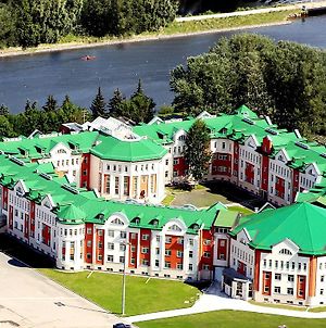 Park Krestovskiy Ξενοδοχείο Αγία Πετρούπολη Exterior photo