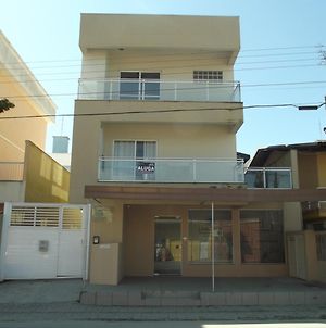 Residencial Melo Διαμέρισμα Bombinhas Exterior photo