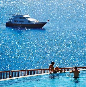 Reef Oasis Blue Bay Resort Σαρμ Ελ Σέιχ Exterior photo