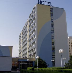 Nivy Ξενοδοχείο Μπρατισλάβα Exterior photo