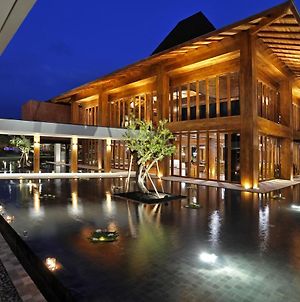 Djoglo Luxury Bungalow Βίλα Μαλάνγκ Exterior photo