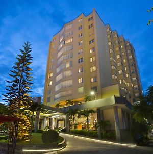 Halong Pearl Hotel Χα Λονγκ Exterior photo