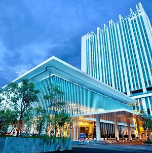 Js Luwansa Hotel & Convention Center Τζακάρτα Exterior photo