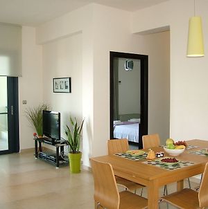 Sugar And Almond Διαμέρισμα Άγιος Στέφανος Exterior photo