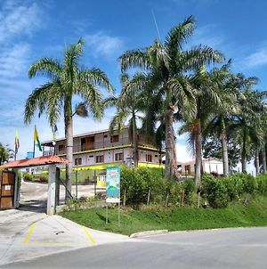 Paraiso Tropical Ξενοδοχείο Aguadas Exterior photo