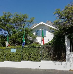 Swiss Cottage Guest House Κέιπ Τάουν Exterior photo