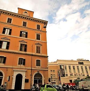Lirico Ξενοδοχείο Ρώμη Exterior photo