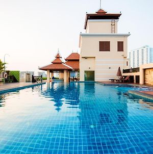 Aiyara Palace Ξενοδοχείο Pattaya Exterior photo