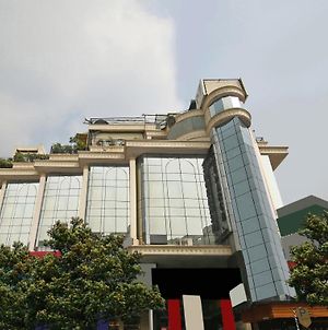 Monarch Brigade Road Ξενοδοχείο Μπανγκαλόρ Exterior photo