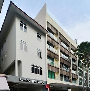 Reddoorz Suites @ Kembangan Σιγκαπούρη Exterior photo