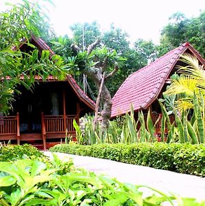 Beautiful House Ξενοδοχείο Nusa Penida Exterior photo