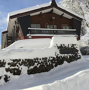 Myoko Ski Lodge Exterior photo