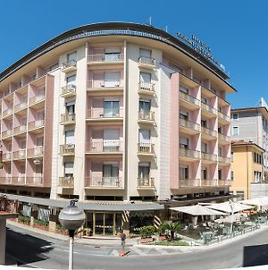 Hotel Terme Pellegrini Μοντεκατίνι Τέρμε Exterior photo