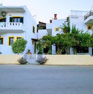 Zygos Apartments Σίσσι Exterior photo
