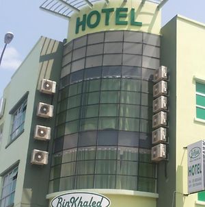Binkhaled Hotel Kota Tinggi Exterior photo