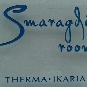Smaragdi Studios And Rooms Ágios Kírykos Exterior photo