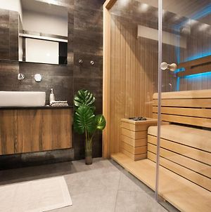 Stylish Loft With Finnish Sauna Βουδαπέστη Exterior photo