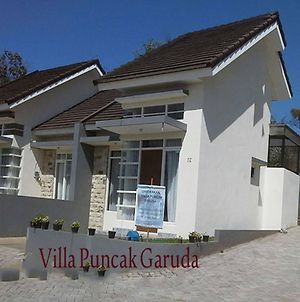 Villa Puncak Garuda Μαλάνγκ Exterior photo