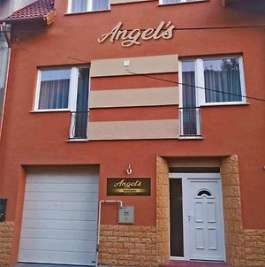 Angel'S Vendeghaz Ξενοδοχείο Έγκερ Exterior photo