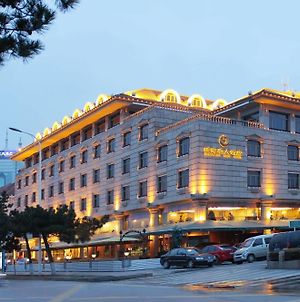 Qingdao Oceanwide Elite Hotel Exterior photo