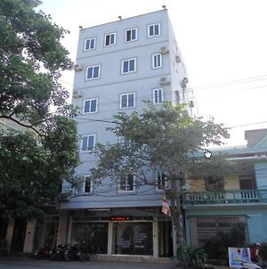 Anh Linh 1 Hotel Ντονγκ Χόι Exterior photo
