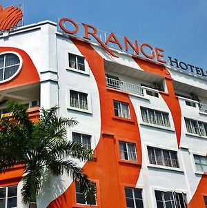 Orange Hotel Kota Kemuning @ Σαχ Αλάμ Exterior photo