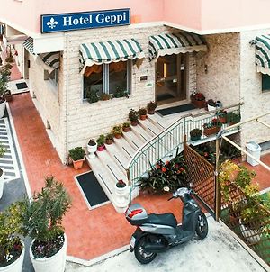 Hotel Geppi Pietra Ligure Exterior photo