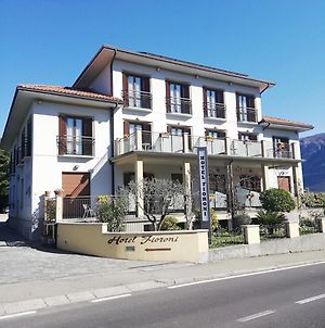 Hotel Fioroni Μπελάτζιο Exterior photo