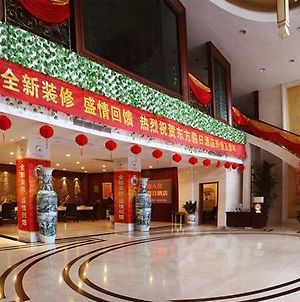 Oriental Holiday Hotel Χανγκζού Interior photo
