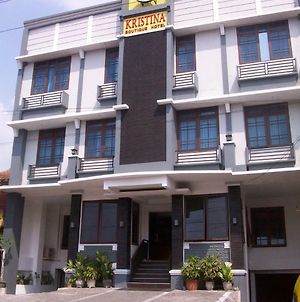 Hotel Kristina Γιογκιακάρτα Exterior photo