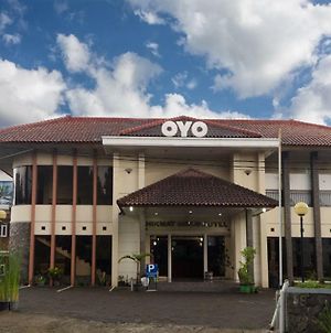 Oyo 602 Hotel Hikmat Indah Μπαντούνγκ Exterior photo